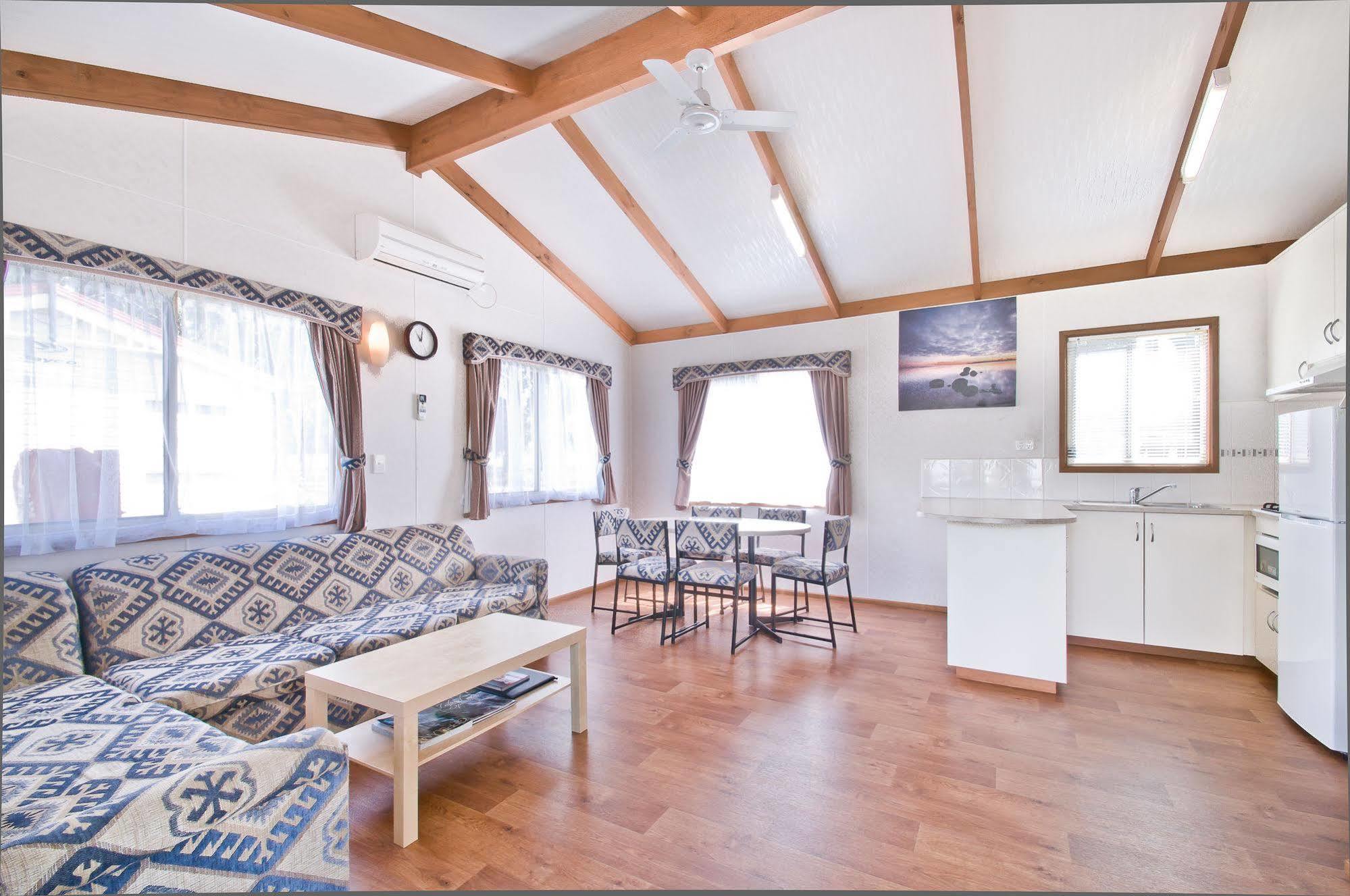Warragul Gardens Holiday Park 외부 사진